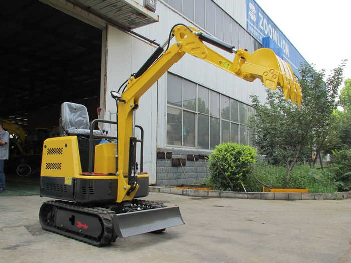 小型挖掘機(jī)冬季存放